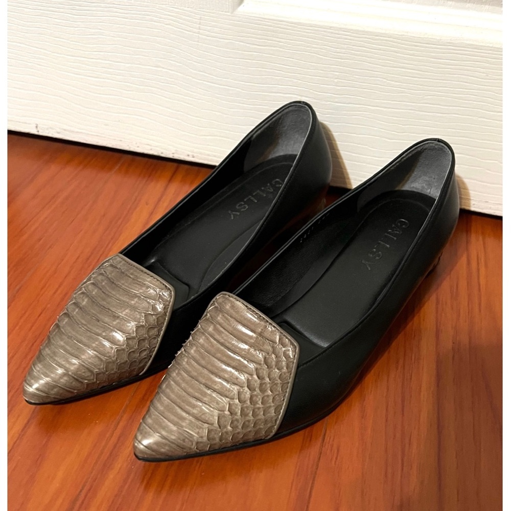 Handmade Pointy Low Heeled Flat in Black